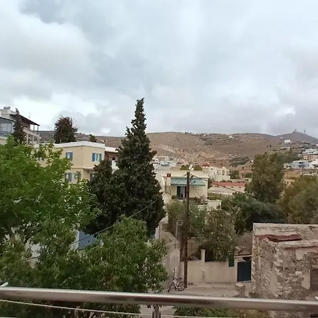 Syros Cozy Apartment *